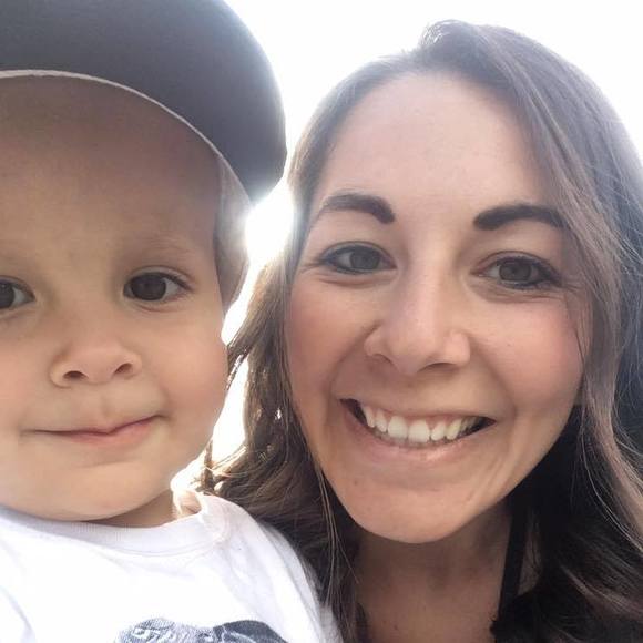 Meet your Posher, Caitlin - Picture 1 of 1